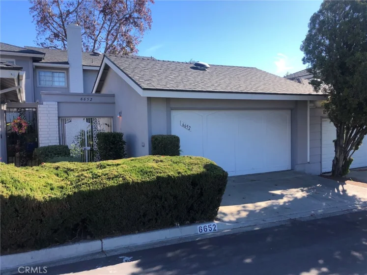 6652 Moselle Circle photo 1