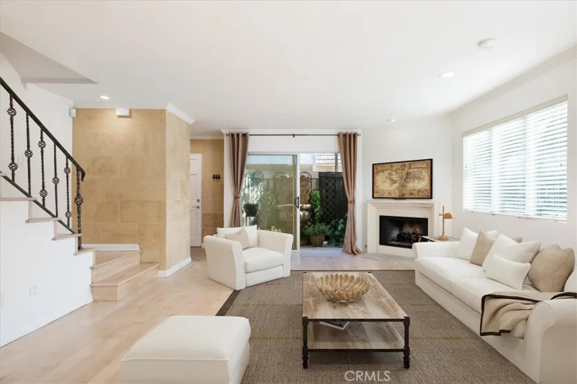 4230 Whitsett Avenue #1 photo 1