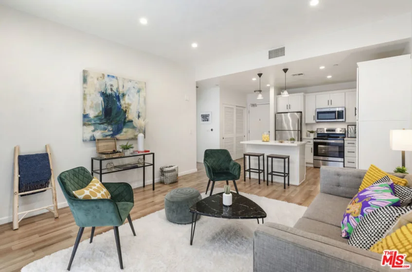 630 W 6th Street #409 photo 1