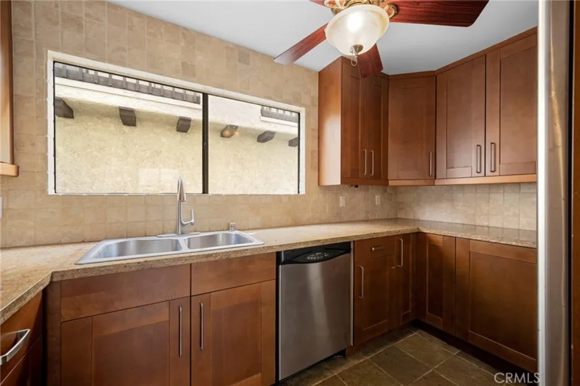 300 N Isabel Street #10 photo 7