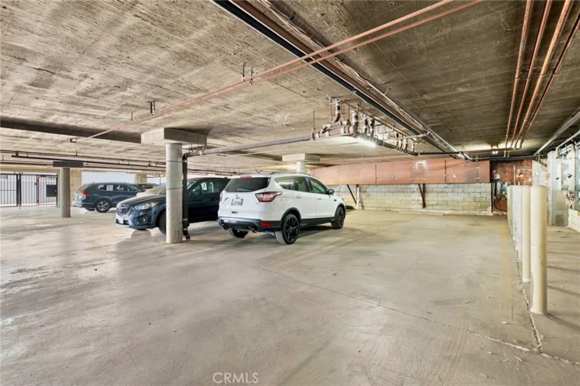 5706 Fair Avenue #104 photo 25