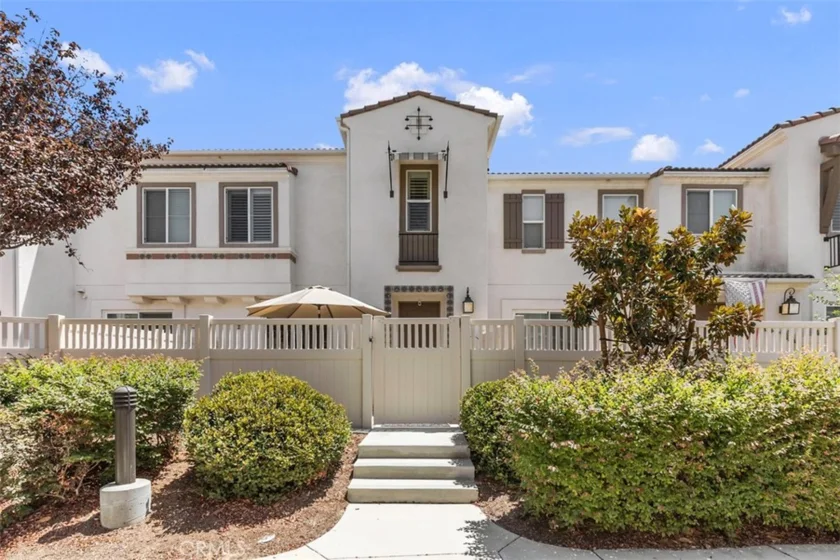 44037 Corriente Court photo