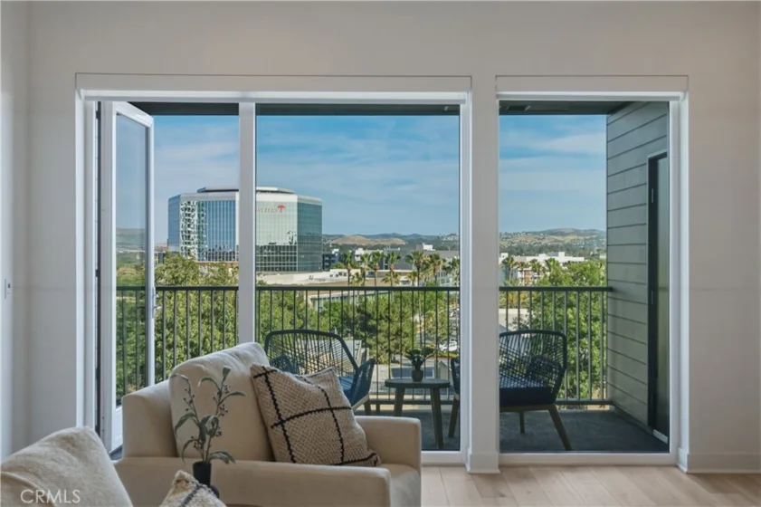 4505 Rivington photo 11