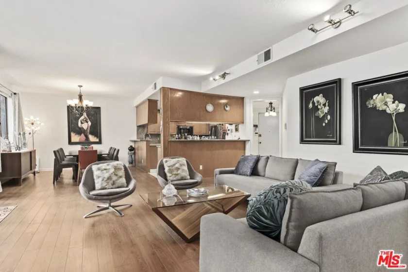4230 Stansbury Avenue #105 photo 5