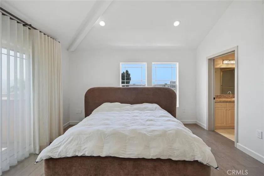 555 E Santa Anita #301 photo 18
