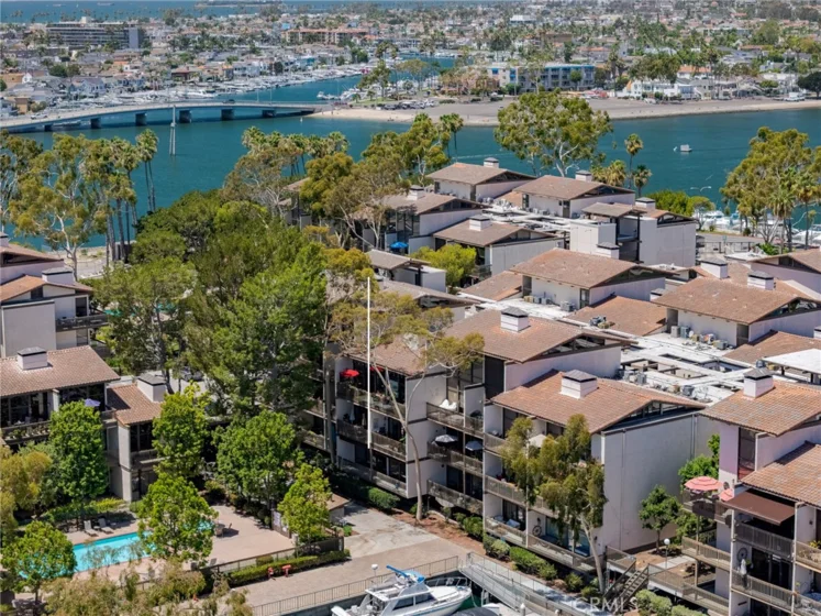 5116 N Marina Pacifica photo 1