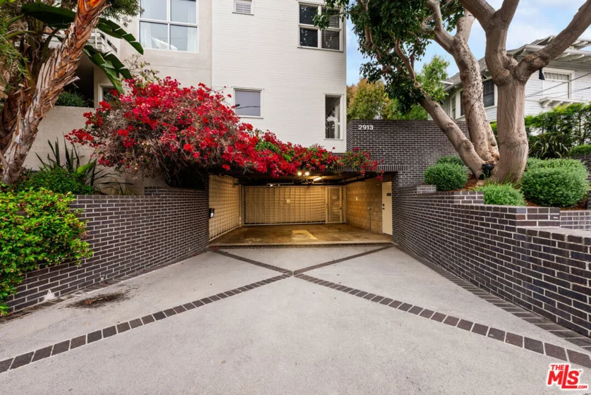2913 3rd Street #304 photo 26