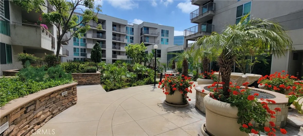 267 S San Pedro Street photo 4