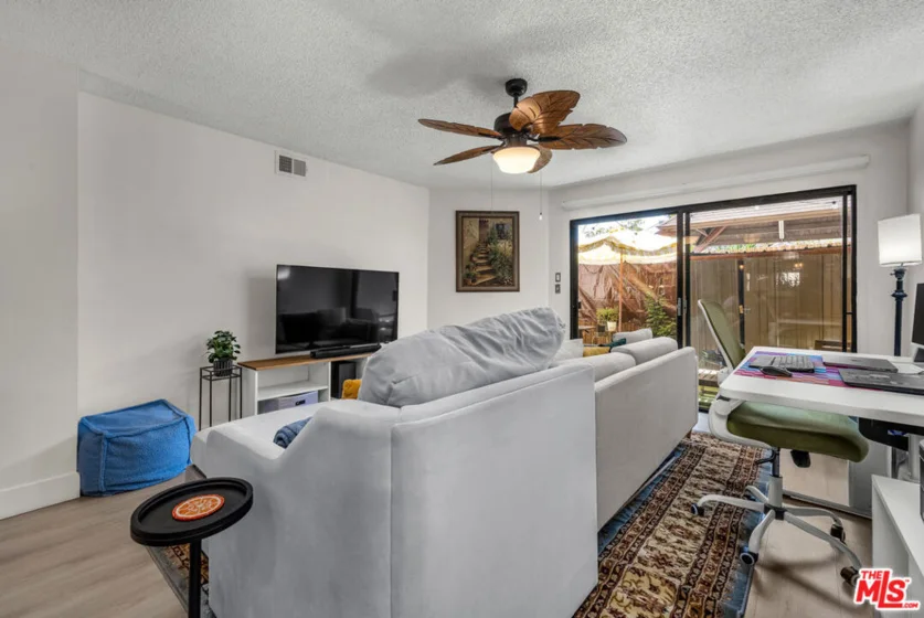 620 W Hyde Park Boulevard #111 photo 8