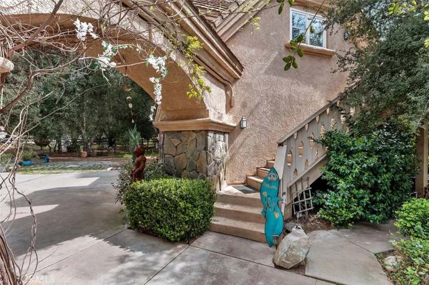 39455 Avenida La Cresta photo 32