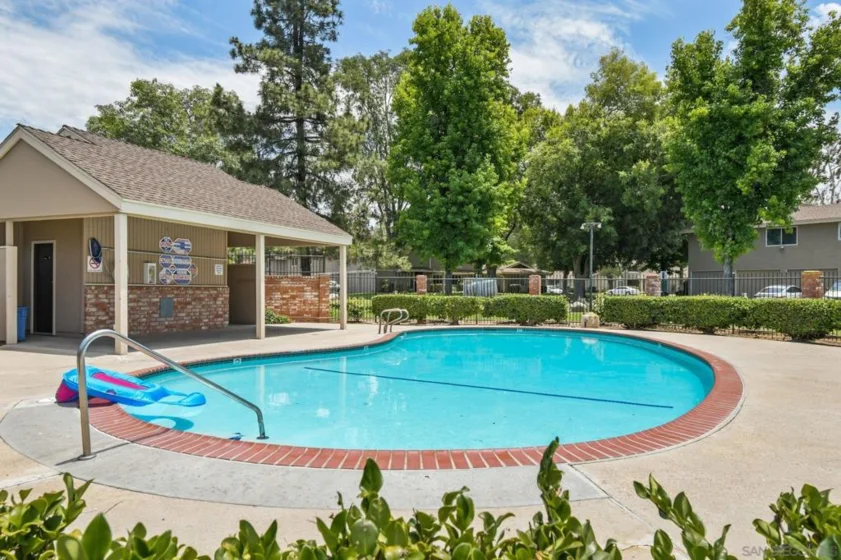 955 Amistad Place #C photo 25