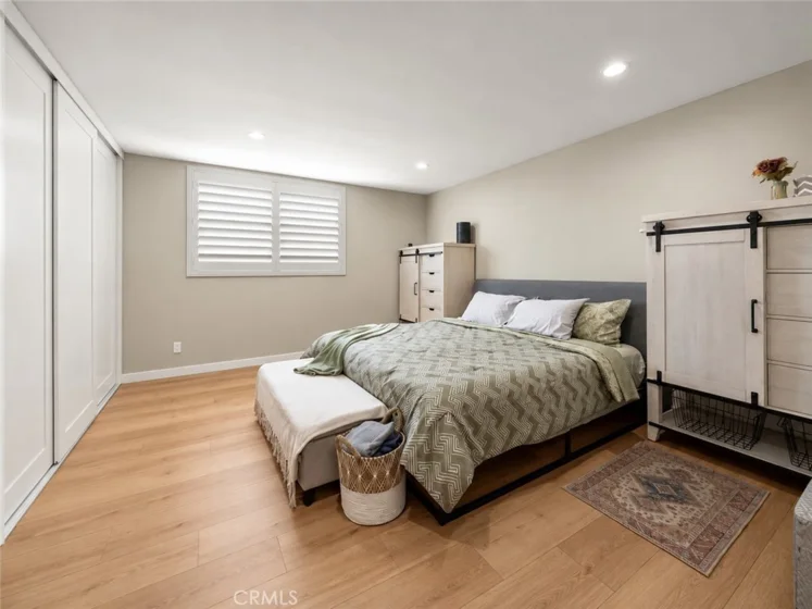 2452 Chelsea Place #M photo 9