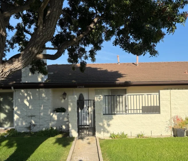 27152 Paseo Burladero #A photo 1