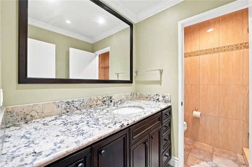 2940 N Verdugo #206 photo 18