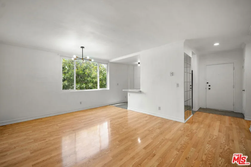 1485 E Wilson Avenue #L photo 10