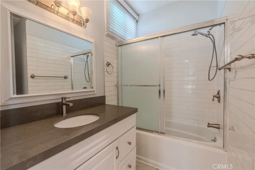 1440 Veteran Avenue #258 photo 12