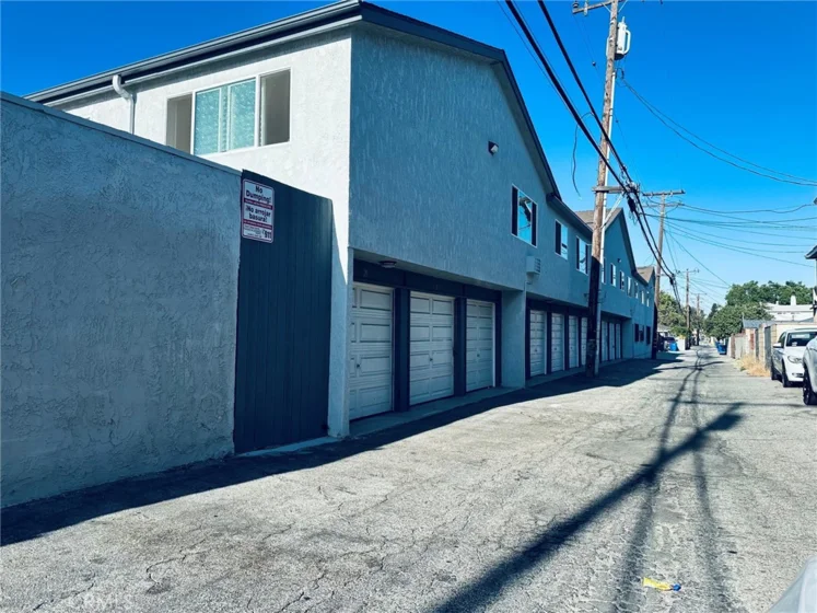 2890 E Artesia #42 photo 5