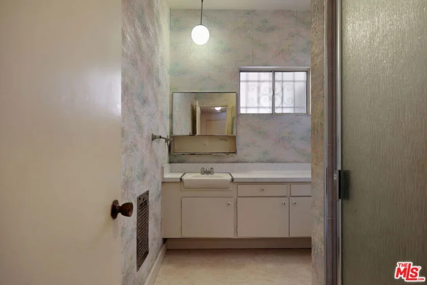 5025 Maplewood Avenue #14 photo 15