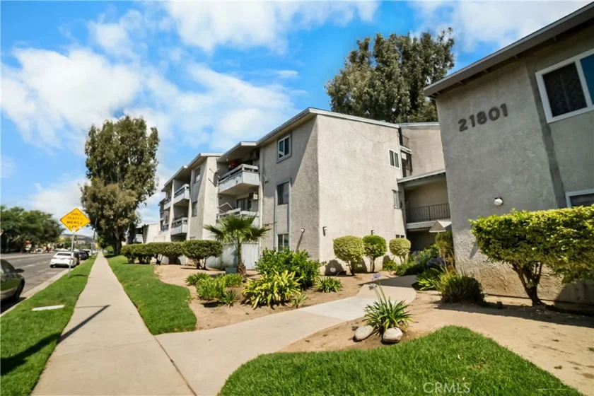 21801 Roscoe Boulevard #206 photo 1