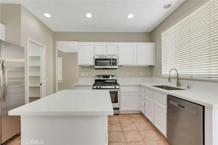 32904 Cinon Drive photo 22