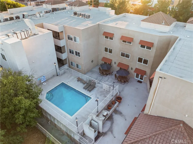 9610 Zelzah Avenue #312 photo 33