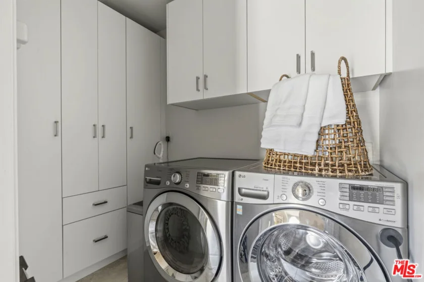 1610 Camden Avenue #101 photo 23