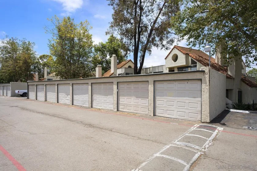 355 N N Melrose Drive #E photo 33