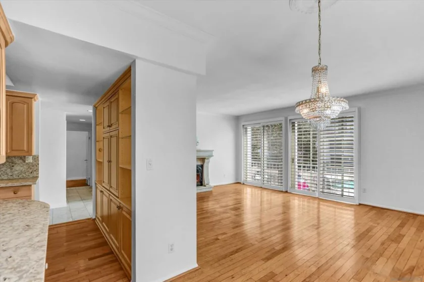 2410 Albatross Street #9 photo 4