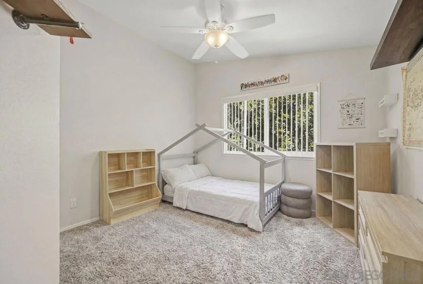 1721 Maxwell #B photo 11