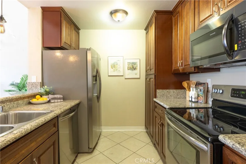 4170 Elm Avenue #317 photo 2