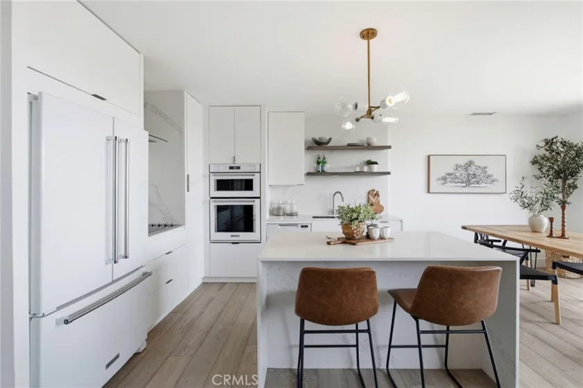 100 S Doheny #707 photo 15