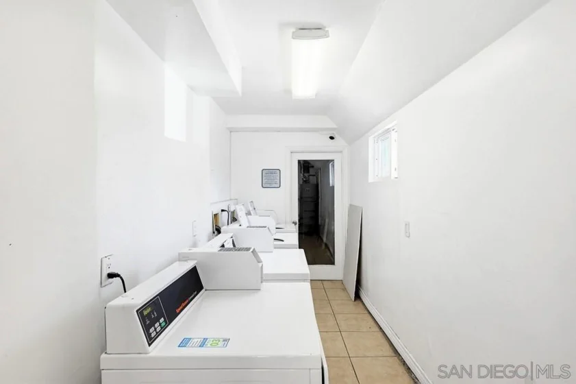 3562 Marlborough Avenue #4 photo 27
