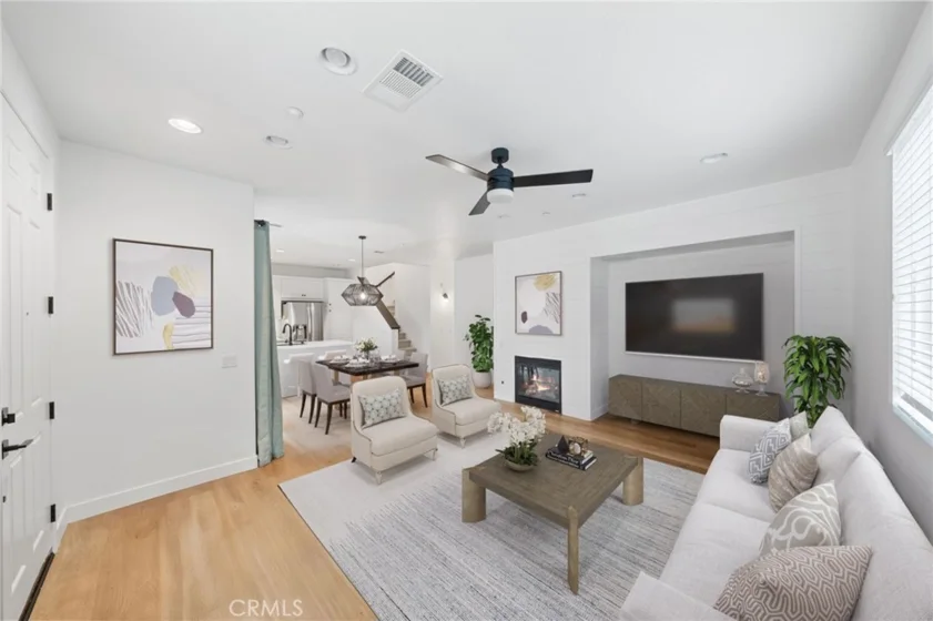 44982 Hawthorn Street #207 photo