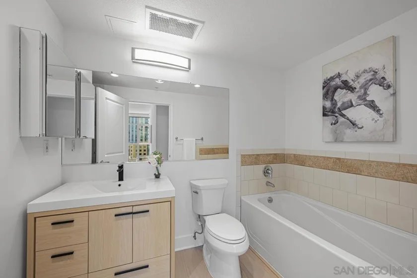 850 Beech Street #908 photo 21