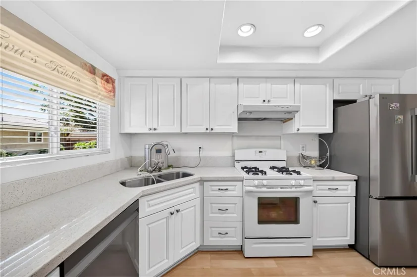12114 Stonegate Lane photo 5