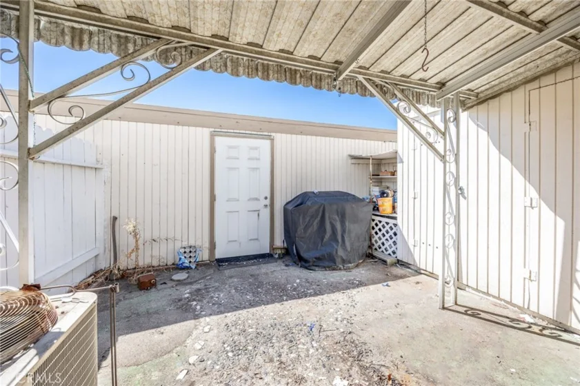 8174 Glengarry Green photo 21