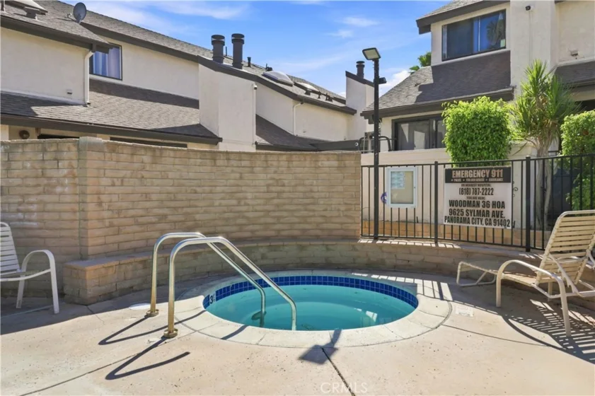 9625 Sylmar Avenue #23 photo 38