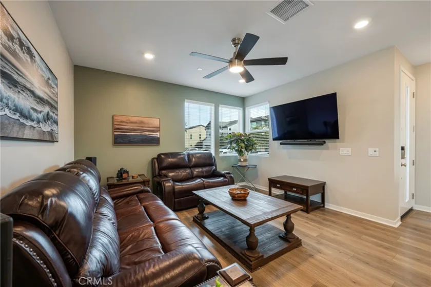 24581 Sonieta Court photo 18
