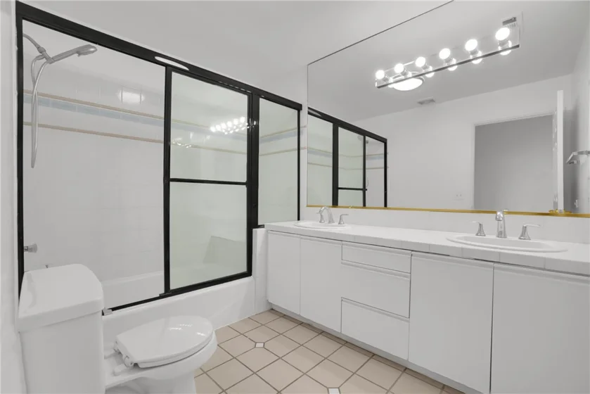 821 N Garfield Avenue #3 photo 10