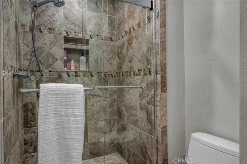 21555 Burbank Boulevard #47 photo 10