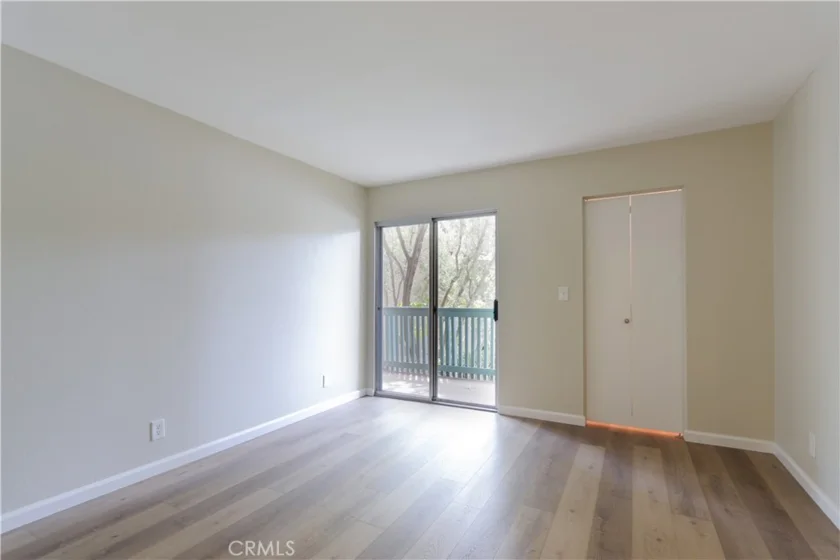 576 N Bellflower #116 photo 10