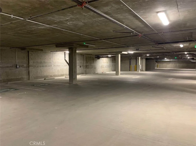 2939 Leeward Avenue #420 photo 6