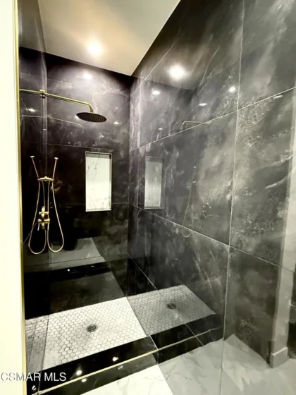 1401 Valley View Road #426 photo 8