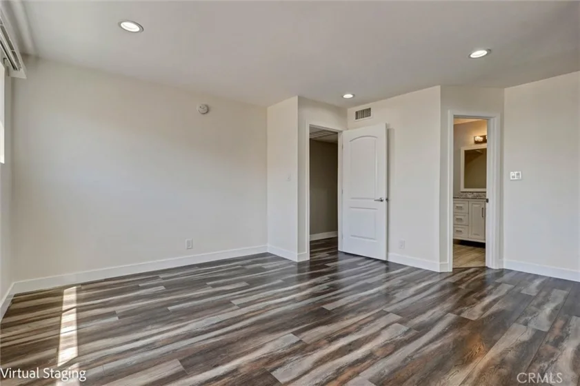 7924 Woodman Avenue #22 photo 6