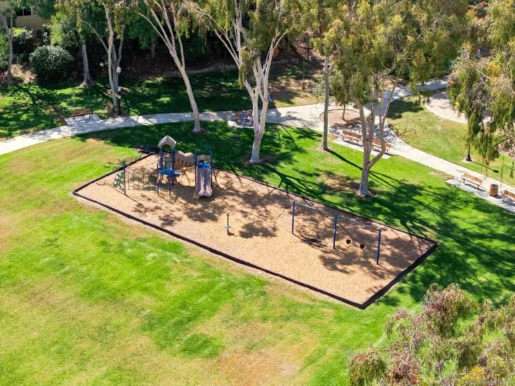 7843 Camino Glorita photo 9