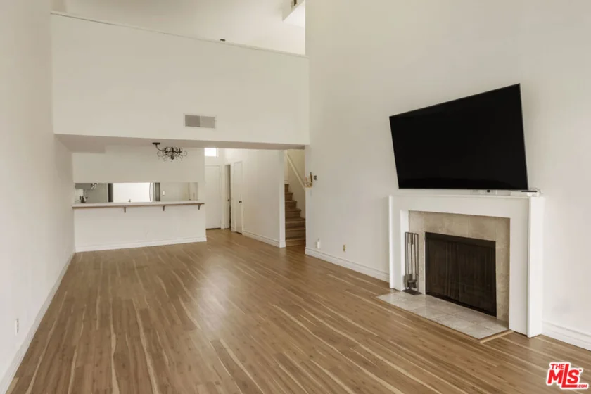 1900 Vine Street #403 photo 55