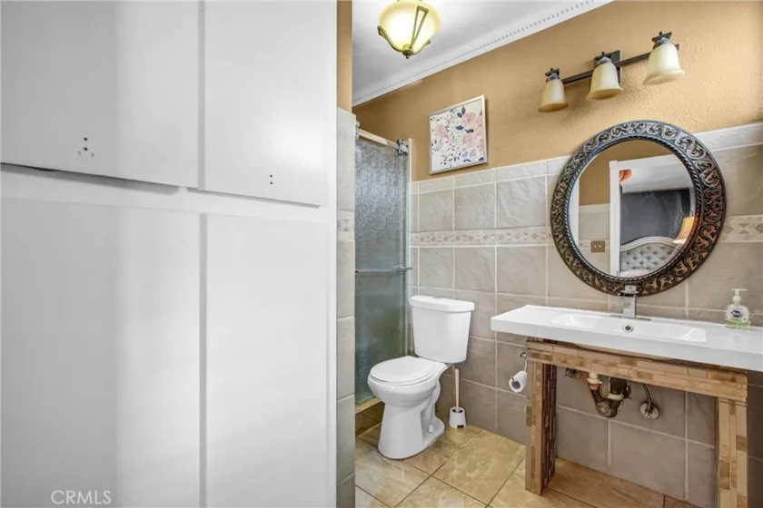 7904 Laurel Canyon #12 photo 19