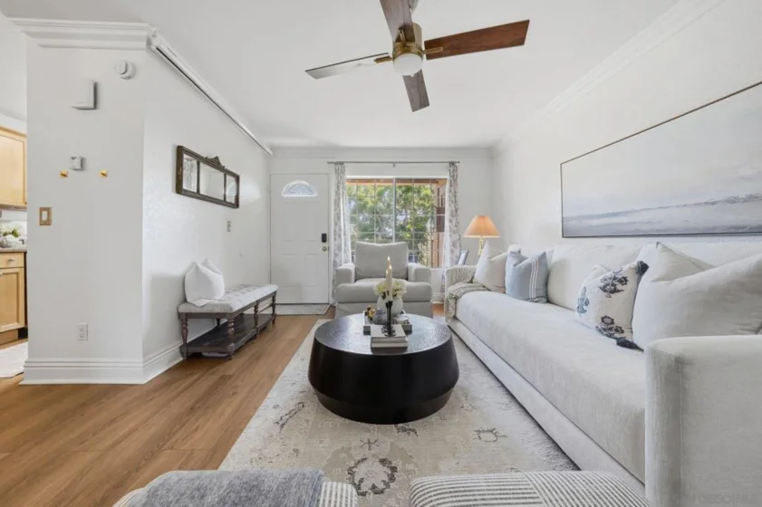 4775 Seminole Drive #201 photo 13