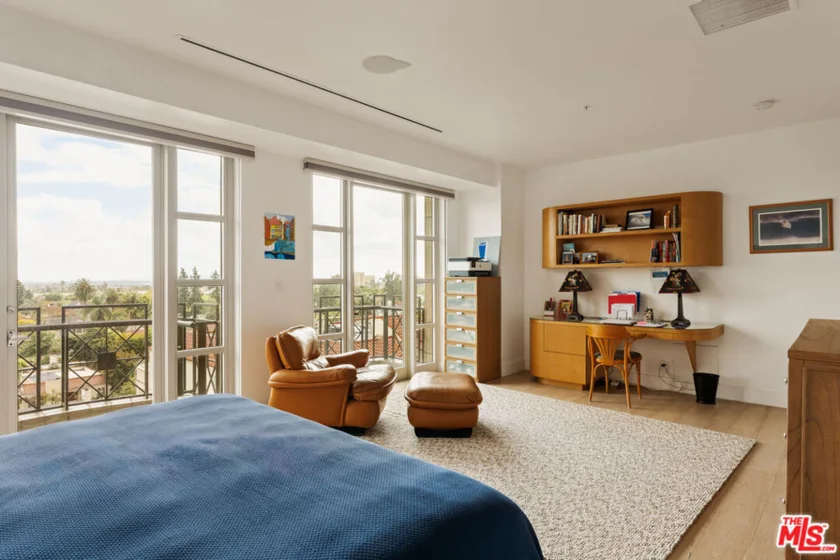 10580 Wilshire Boulevard #5SW photo 8