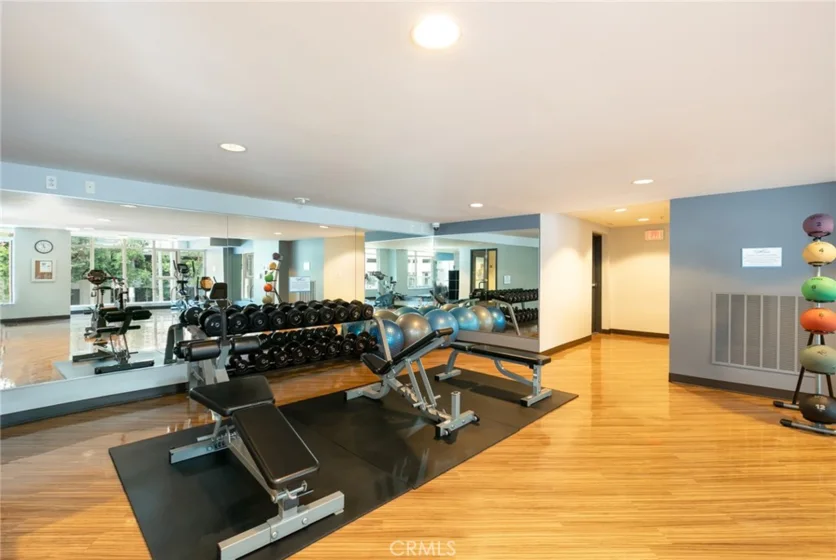 411 W Seaside Way #302 photo 27